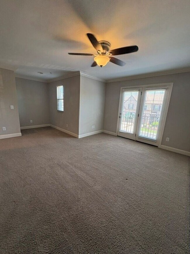 Building Photo - NOW AVAILABLE IN BRIDGEMILL - TOWNHOME
