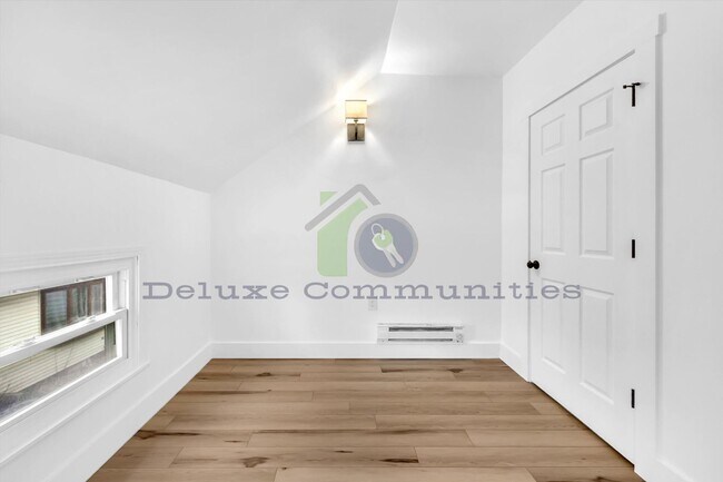 Building Photo - 1011 Jennette Ave NW