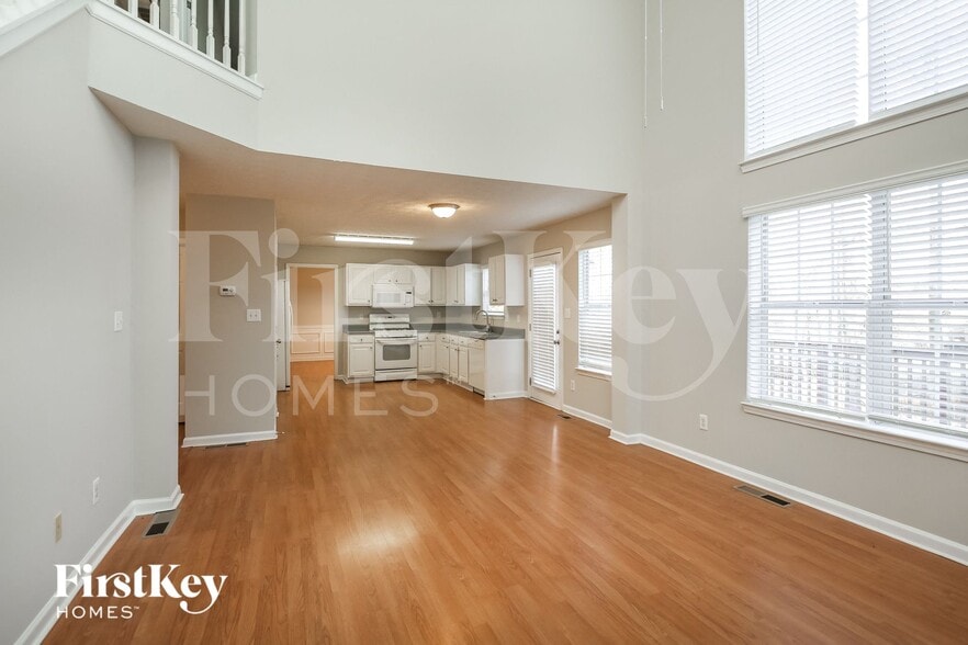 Building Photo - 4673 Devencrest Ln