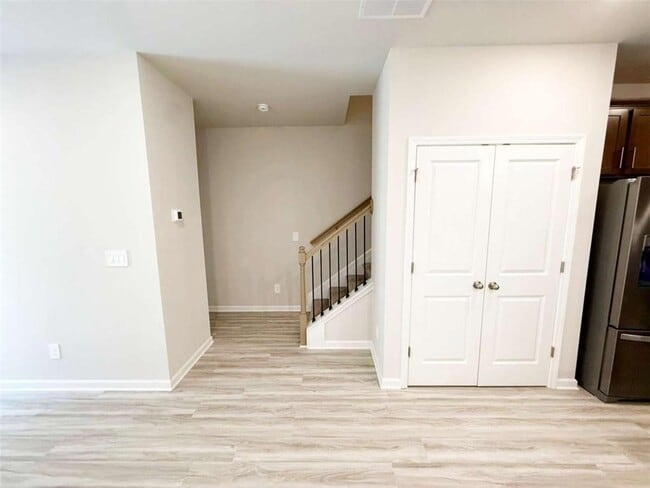 Building Photo - 2087 Avalon Rdg