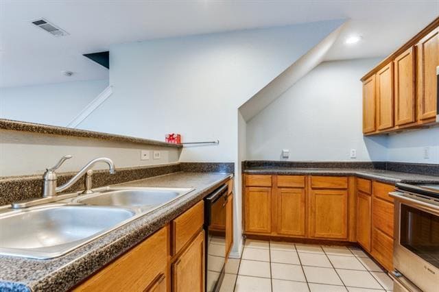 Building Photo - 1909 May St