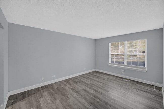 Building Photo - 522 W Happfield Dr