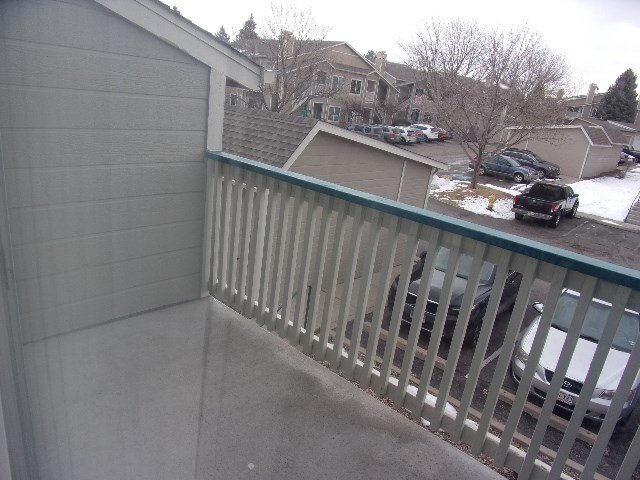 Building Photo - Canyon Ranch Condo in Gated Community.