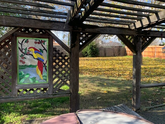 Building Photo - 7110 Celia Ave