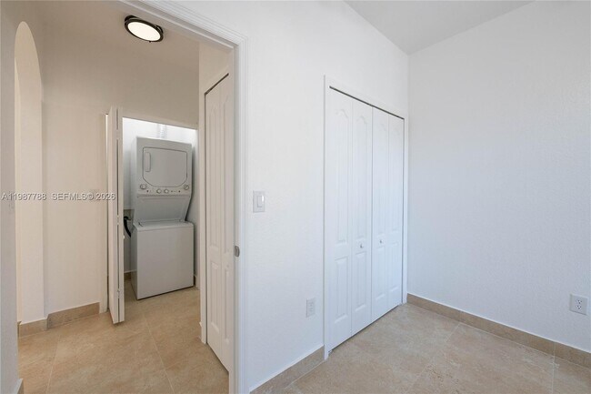 Building Photo - 7200 NW 177th St