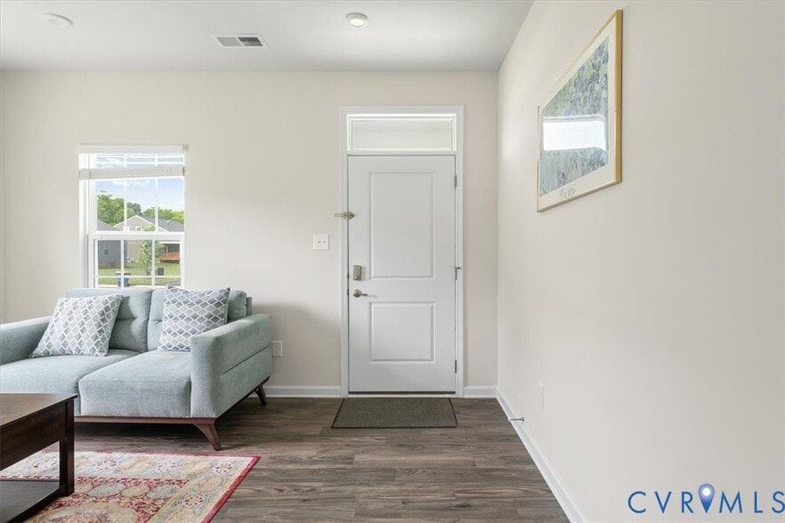 Building Photo - 13507 Enon Oaks Pl