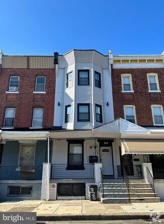 Building Photo - 328 N 62nd St