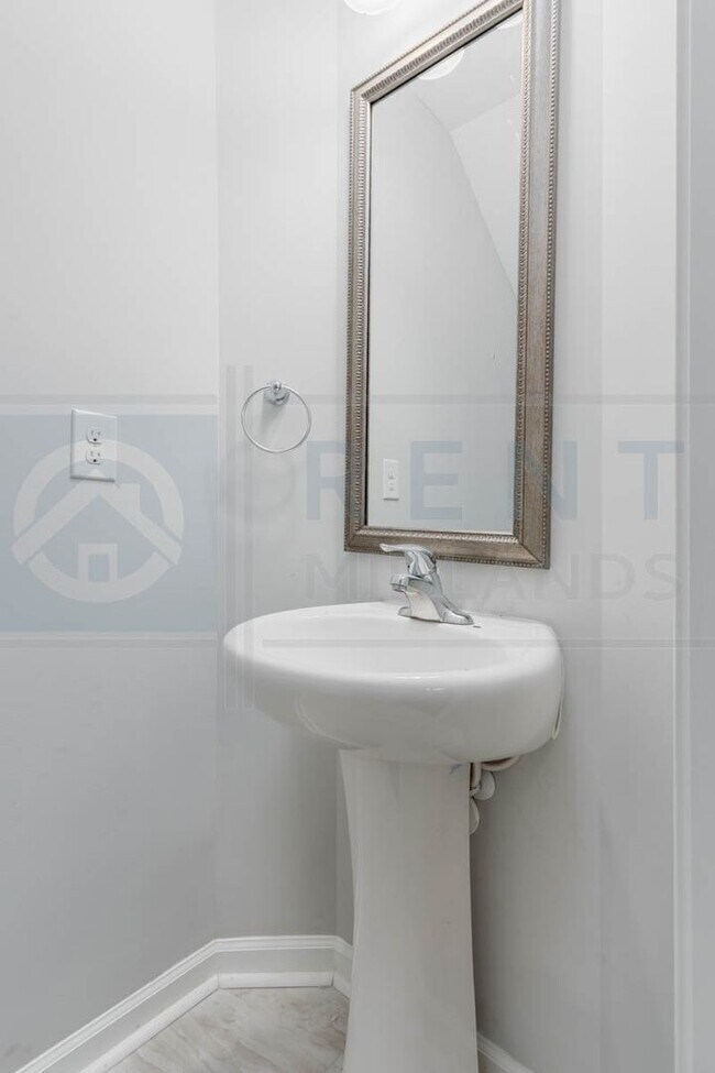 Building Photo - RENT TO OWN – No Banks Needed – Credit Challenges OK