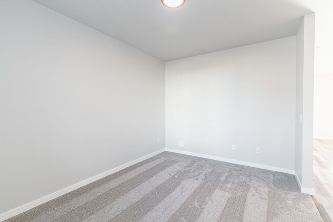 Building Photo - New 4 Bed 2.5 Bath House in Star