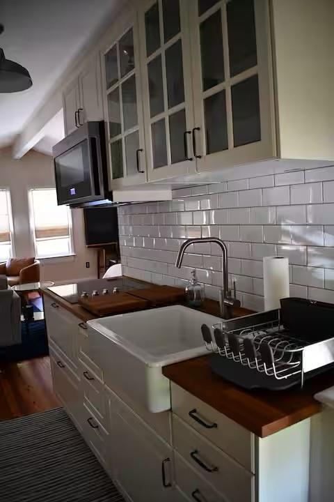 Building Photo - 6 White St NW