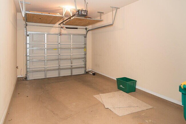 Building Photo - 1496 Bentley Cir