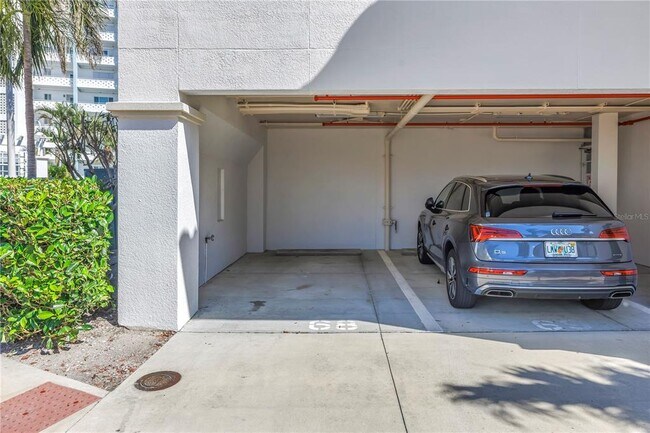 Building Photo - 1325 Snell Isle Blvd NE