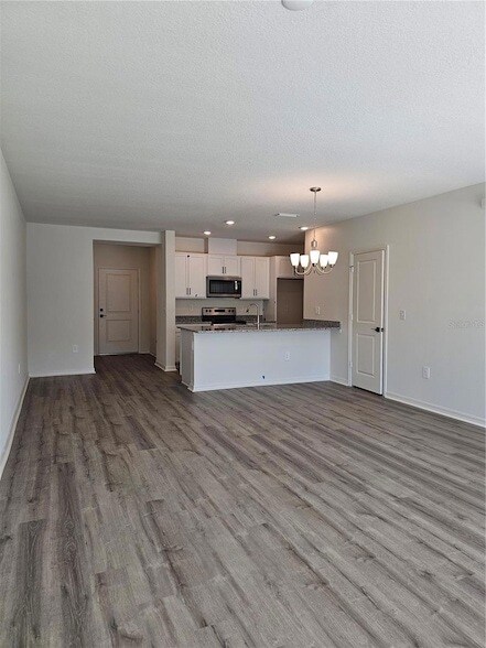 Building Photo - 9377 Westside Hls Dr
