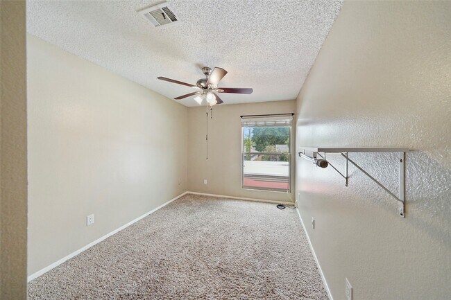 Building Photo - 5836 Sampley Way