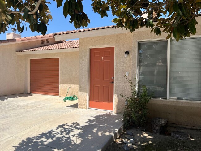 Building Photo - 1320 Reddick Ln