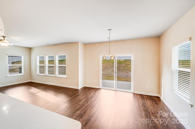 Building Photo - 2019 Sadler Wds Ln