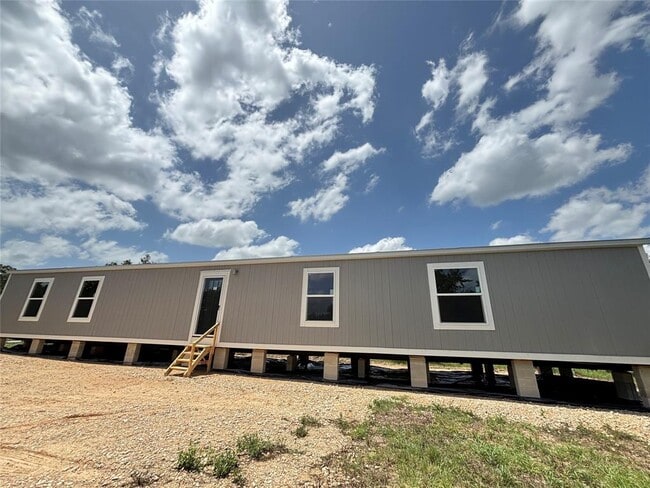 Building Photo - 277 Elm Forest Loop