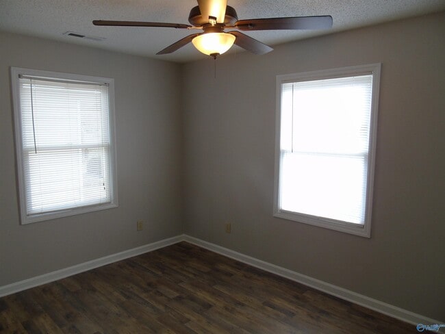 Building Photo - 1503 Rison Ave NE