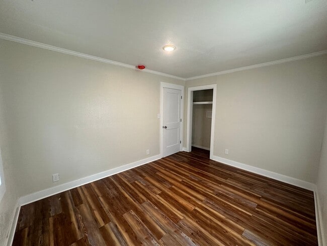 Building Photo - FULLY RENOVATED! 3 Bed/2 Bath in Wanchese