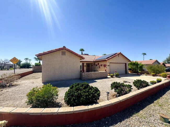 Building Photo - "Mesa Del Sol 3-Bed, 2-Bath Solar-Powered ...