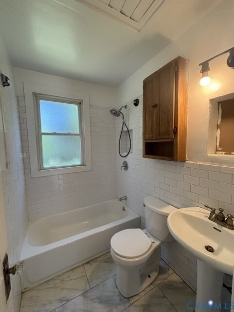 Building Photo - 106 Trafton St