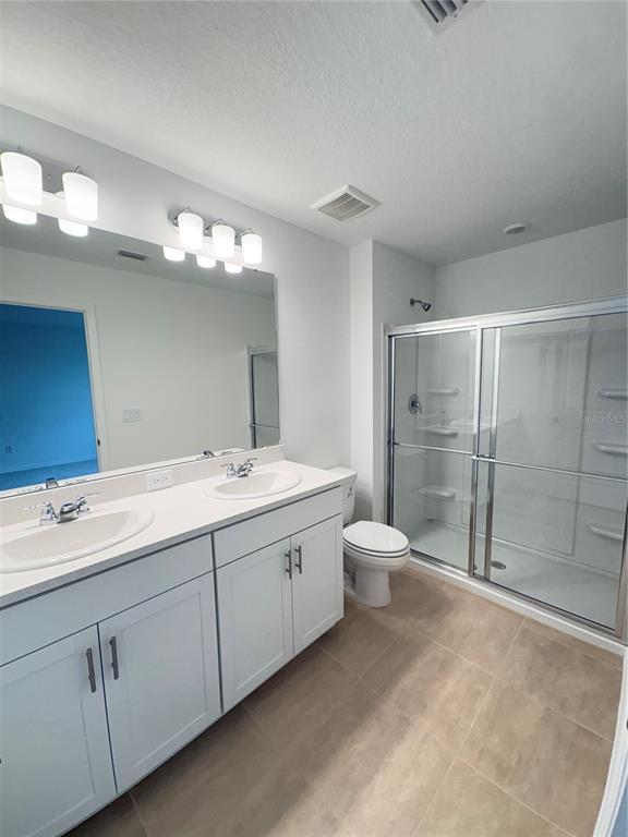 Building Photo - 15138 Cuzcorro Ct