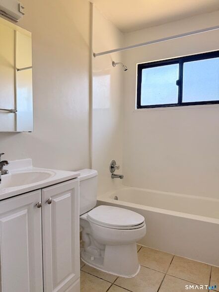 Building Photo - 44 Montoya Cir