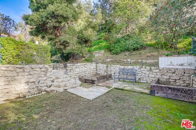 Building Photo - 3246 Benda St