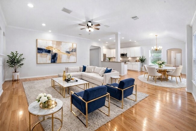 Building Photo - 23722 Allingham Ln