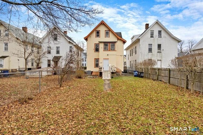 Building Photo - 55 Admiral St
