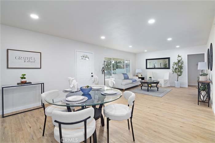 Building Photo - 15994 Sequoia Ave