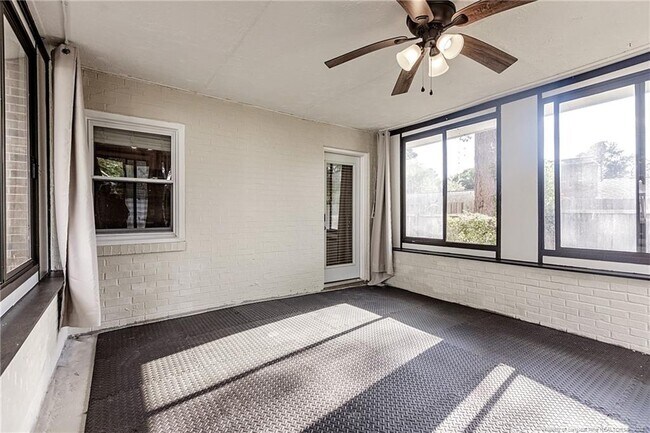 Building Photo - 2706 Colgate Dr