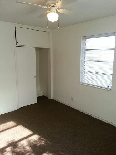 Bedroom1 - 2341 Roosevelt St