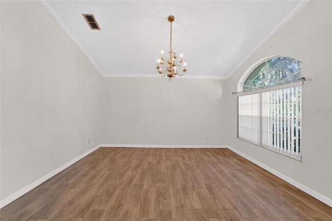 Building Photo - 4517 Oak River Cir