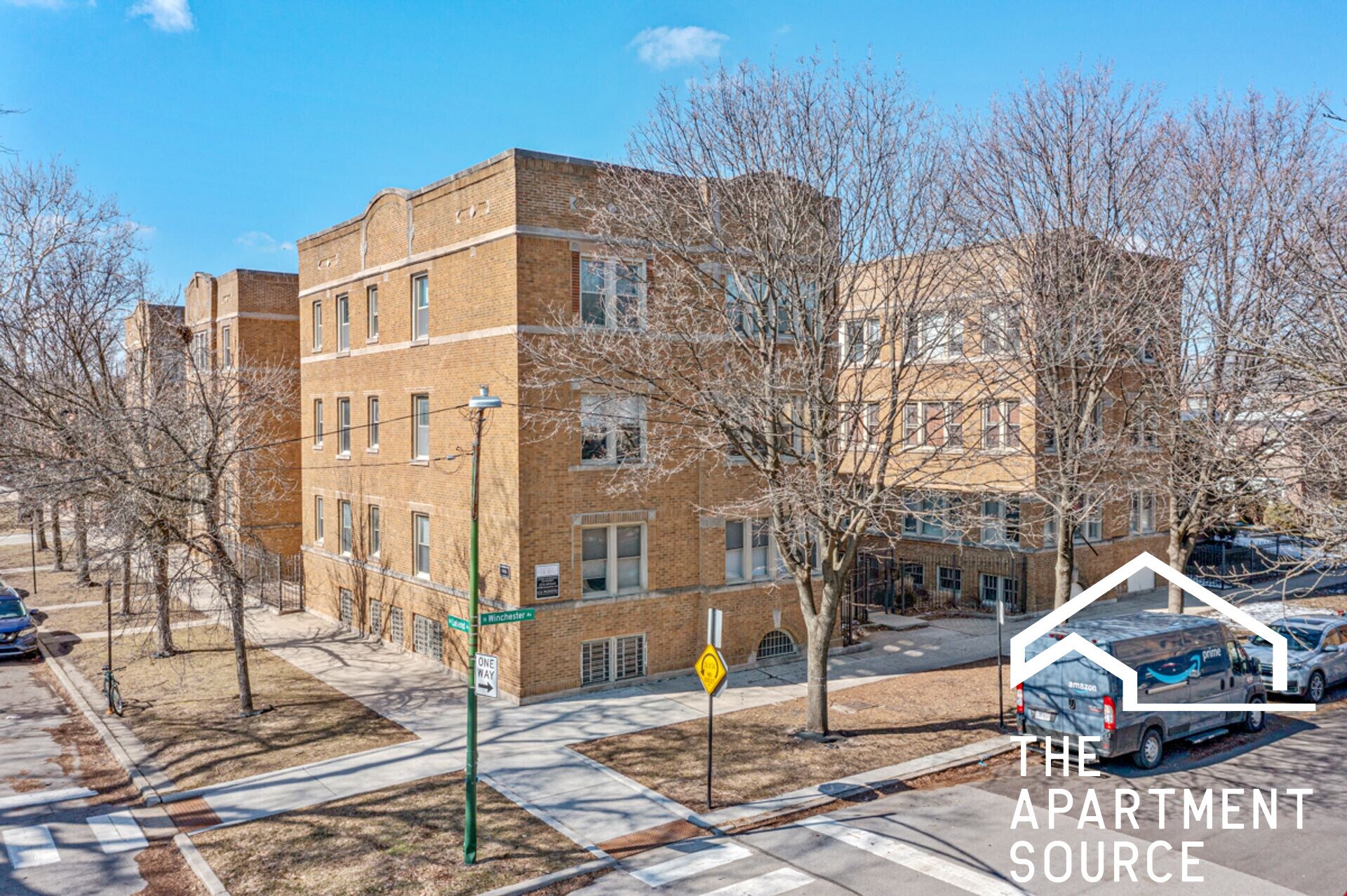 Building Photo - 1946 W Leland Ave