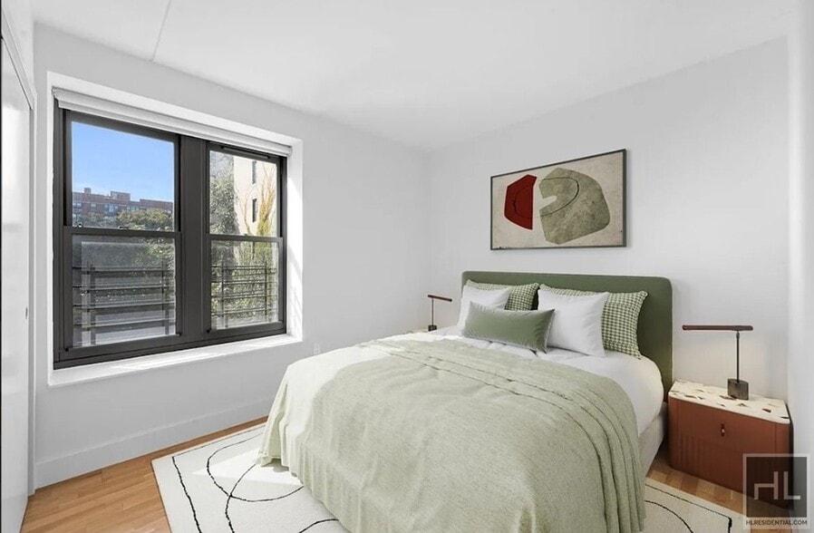 Building Photo - 310 Clarkson Ave