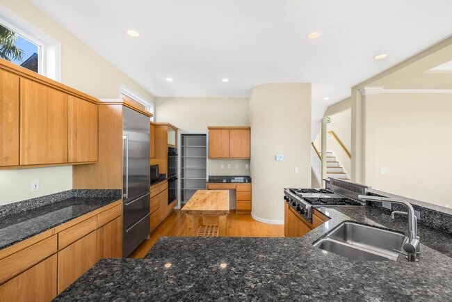 Building Photo - 3422 NW 66th St