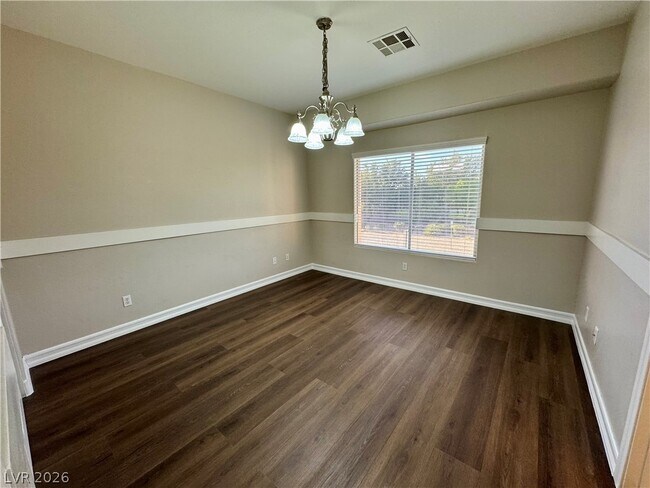 Building Photo - 6586 W Diablo Dr