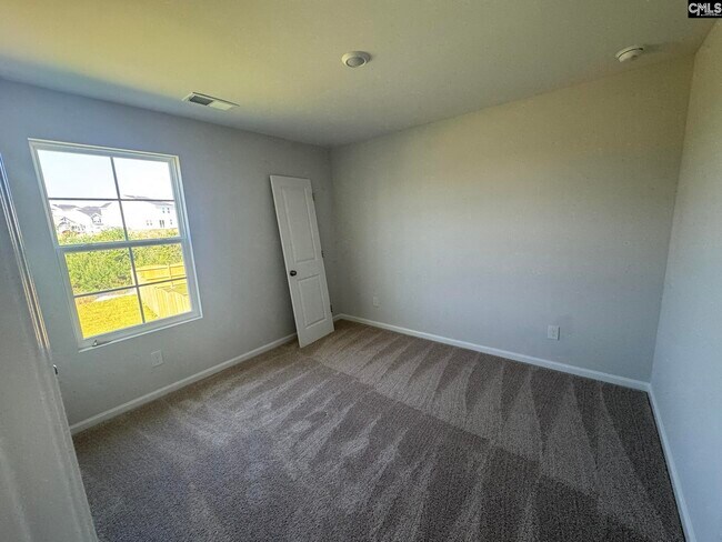 Building Photo - 1129 Crescent Corner Dr
