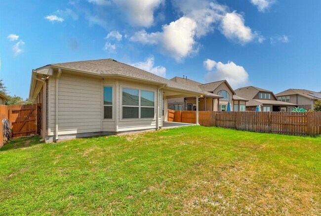 Building Photo - 17916 Crimson Apple Way