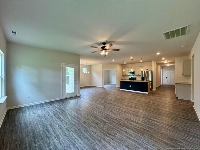 Building Photo - 107 Altair Ln