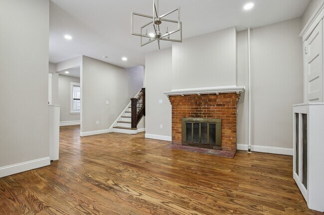 Building Photo - 99 Lincoln St