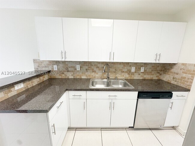 Building Photo - 2150 NW 171st Terrace