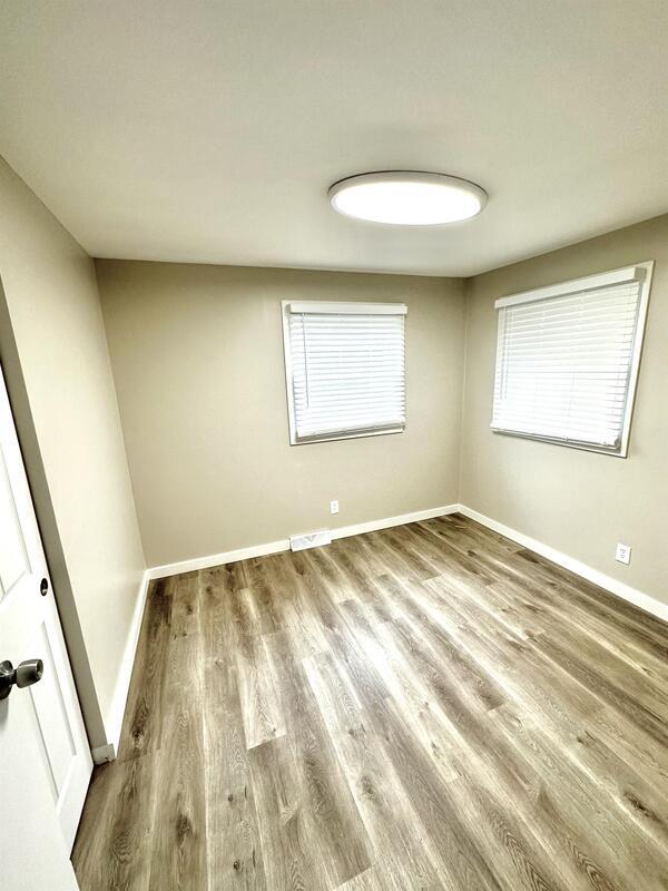 Building Photo - 4341 W Whiteland Rd