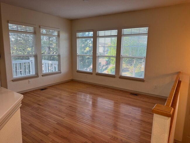 Building Photo - 3000 E 112th Ave