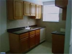 Building Photo - 744 E Chester Pike