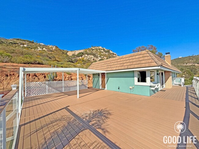 Building Photo - Beautiful 3BD/2BA Hillside House in El Cajon W/ Central A/C, Wrap-Around Deck, & Amazing Views!