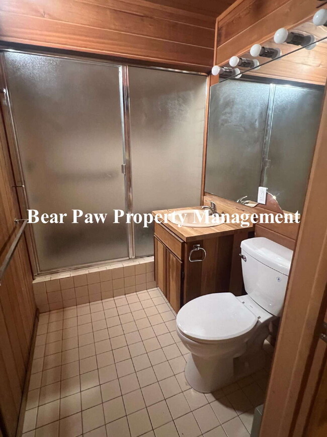 Building Photo - Spacious 4 Bedroom Home in North Evergreen!!