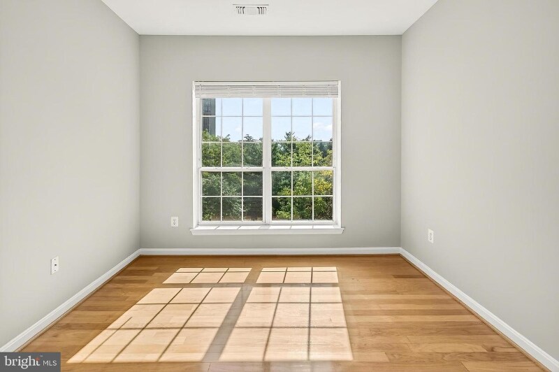 Building Photo - 4551 Strutfield Ln