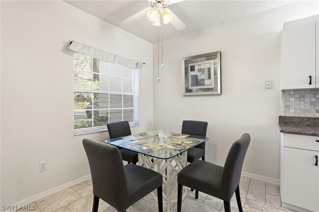 Building Photo - 2460 Old Groves Rd